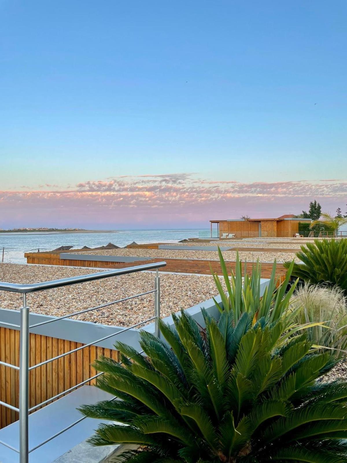 818 Centro Nautico Bungalows Vila Real de Santo António Exterior foto